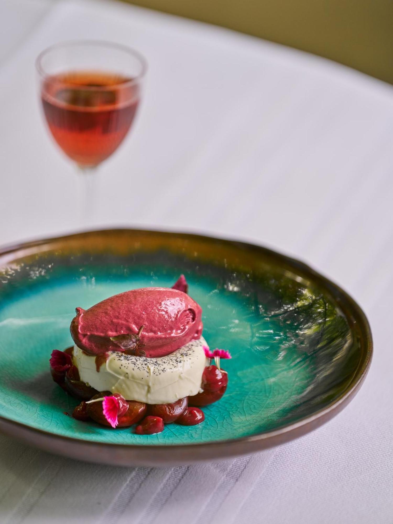Le Mas De Peint - Hotel Et Restaurant Arles Kültér fotó